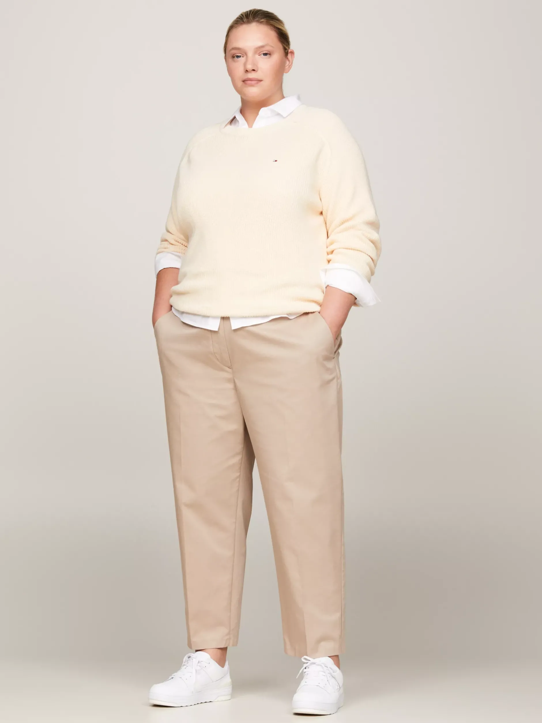 Spodnie*Tommy Hilfiger Wąskie Chinosy Curve Z Prostymi Nogawkami BEIGE