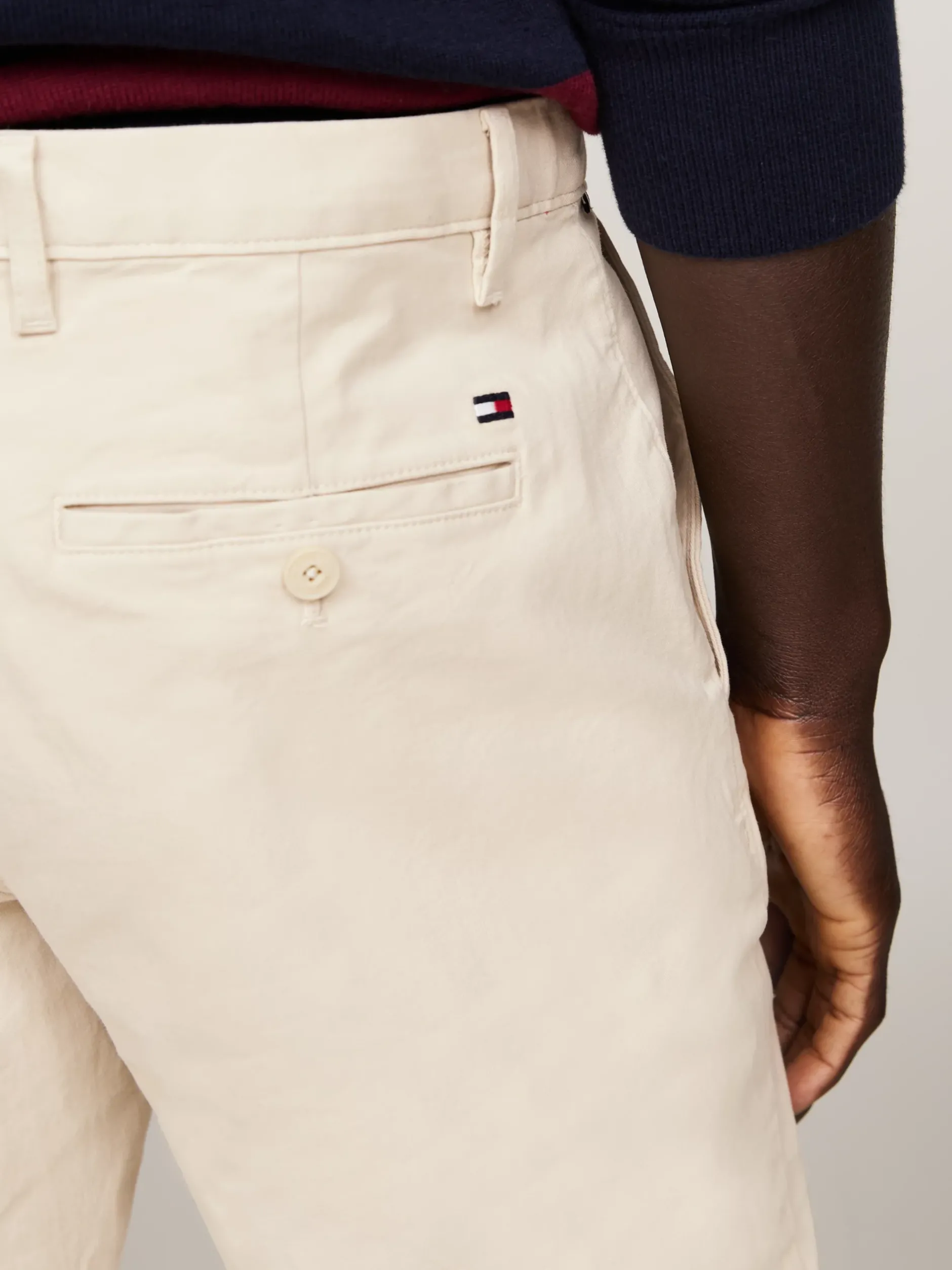 Spodnie*Tommy Hilfiger Wąskie Chinosy Essential Bleecker CLASSIC BEIGE