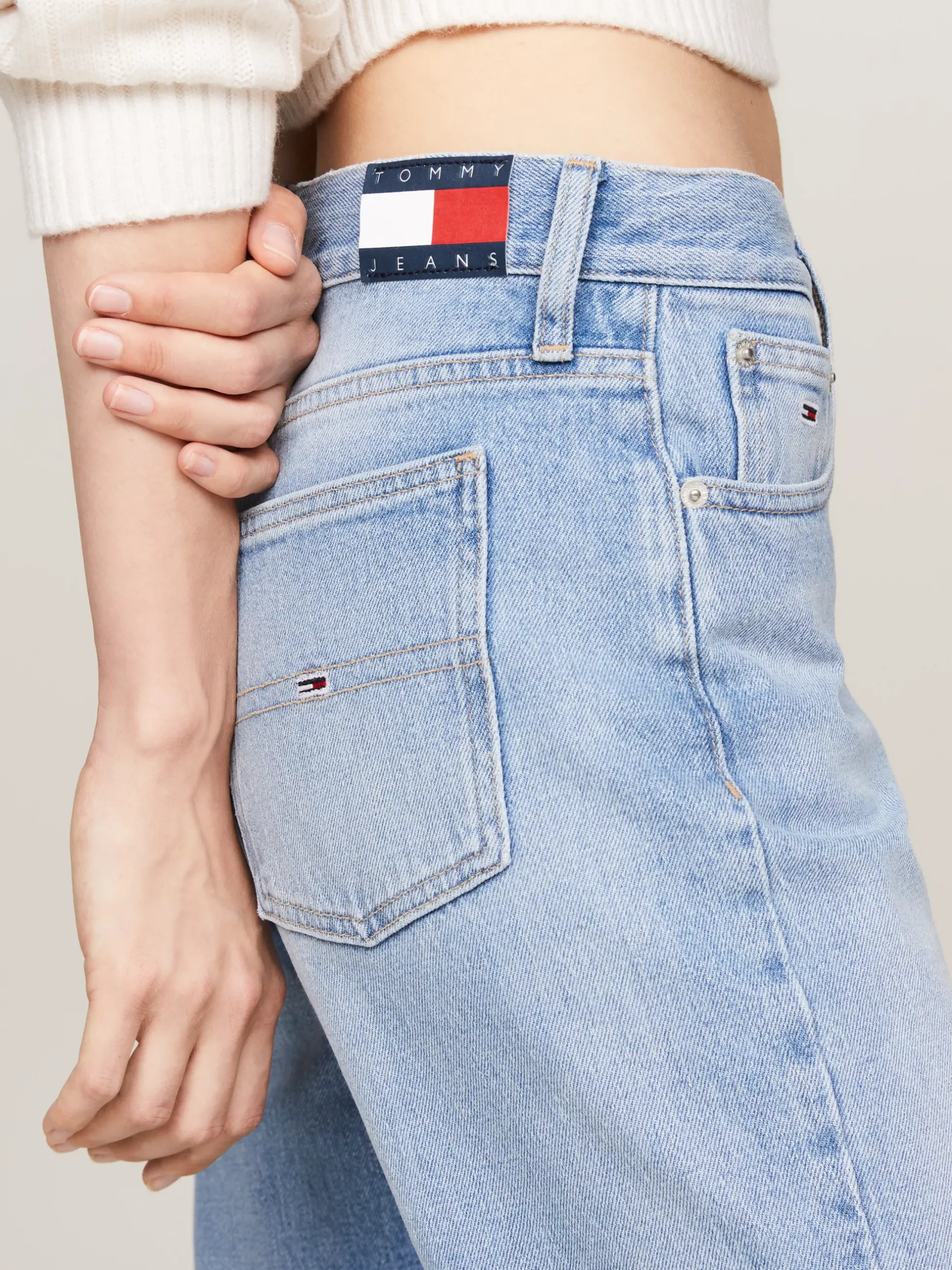 Jeansy*Tommy Hilfiger Wąskie Jeansy Izzie Z Wysokim Stanem DENIM LIGHT