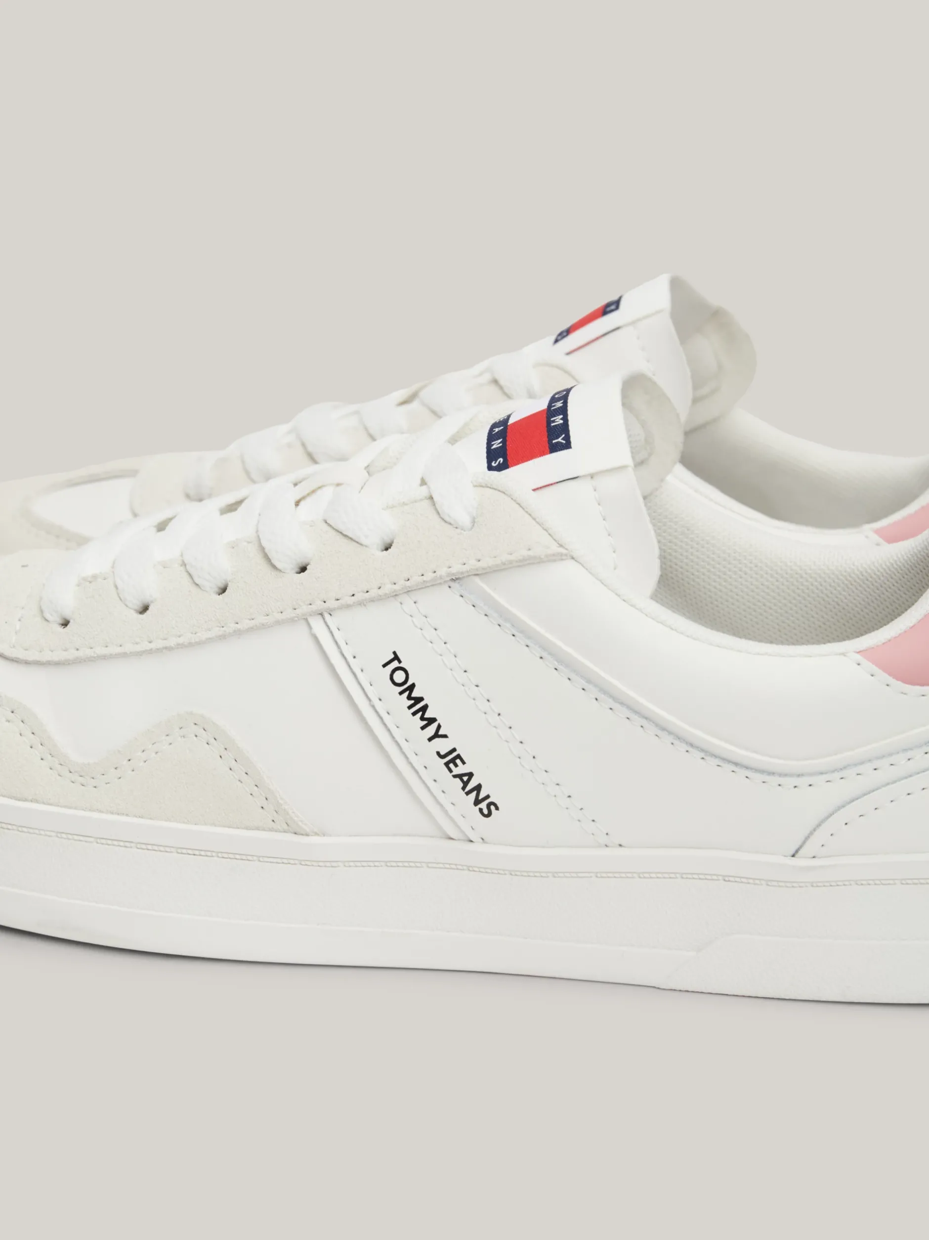 Sneakersy*Tommy Hilfiger Zamszowe Buty Sportowe ECRU
