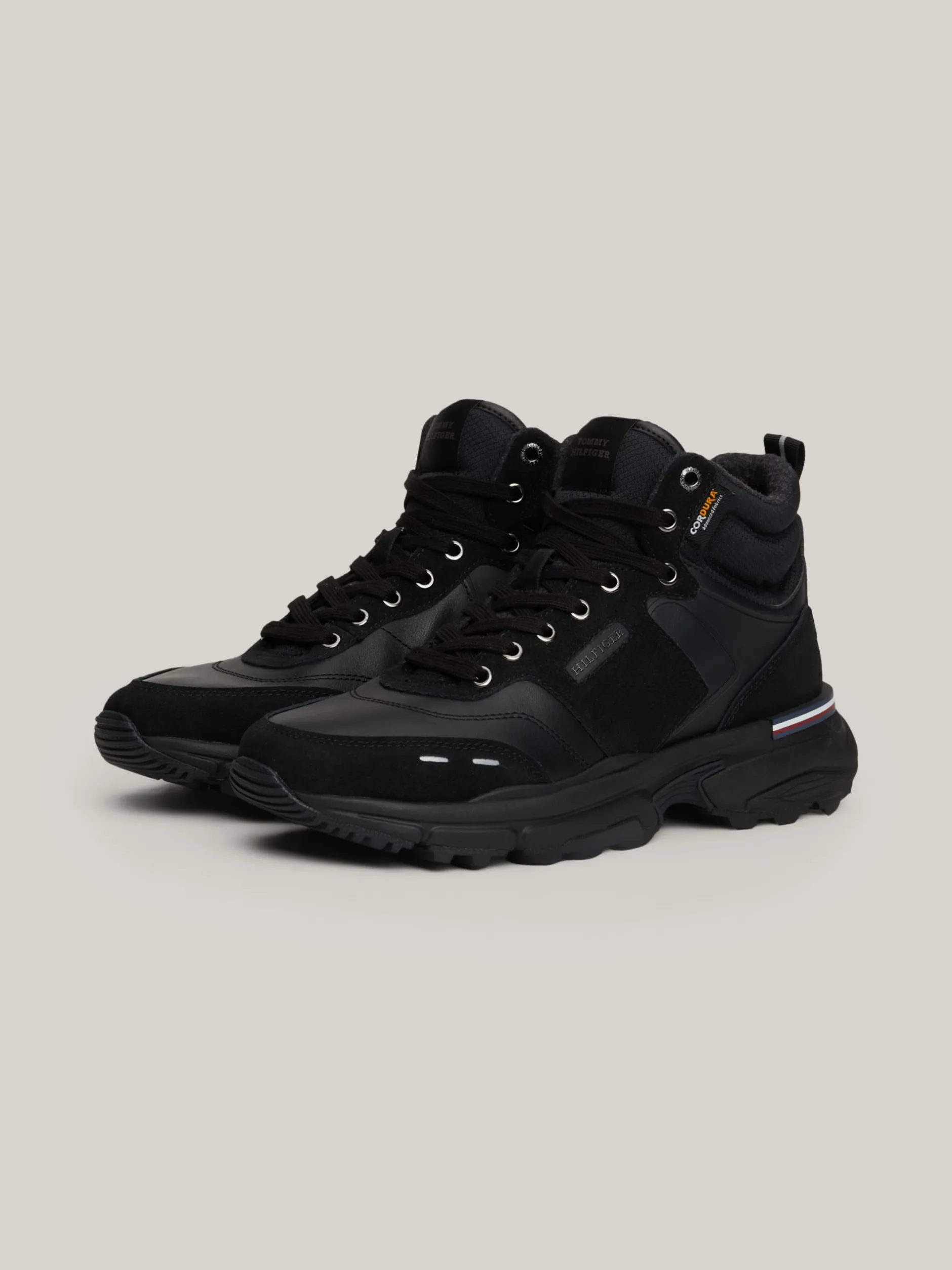 Sneakersy*Tommy Hilfiger Zamszowe Buty Sportowe Do Kostki Z Protektorem BLACK