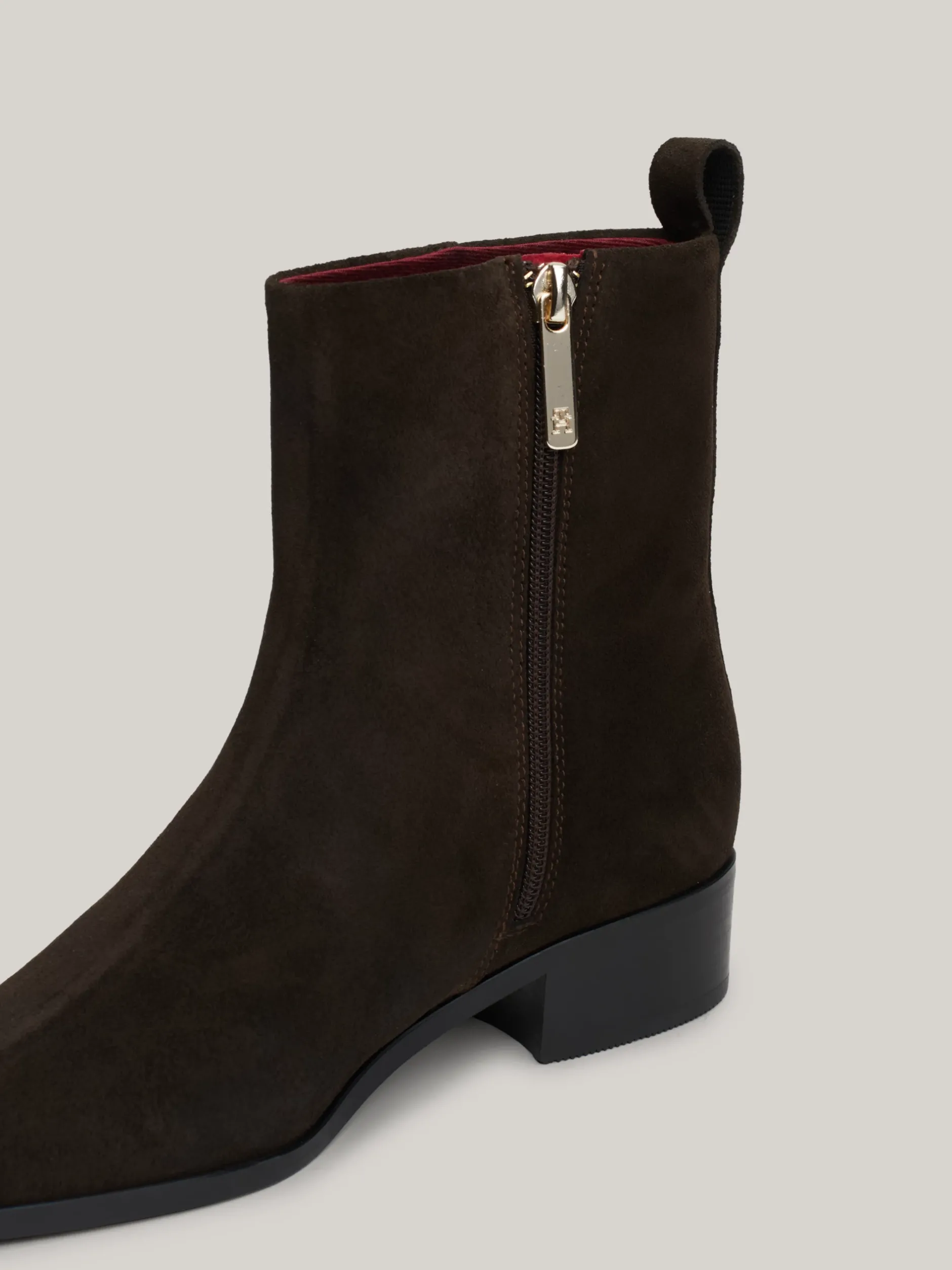 Botki*Tommy Hilfiger Zamszowe Kowbojki Do Kostki Z Monogramem TH DARK COFFEE