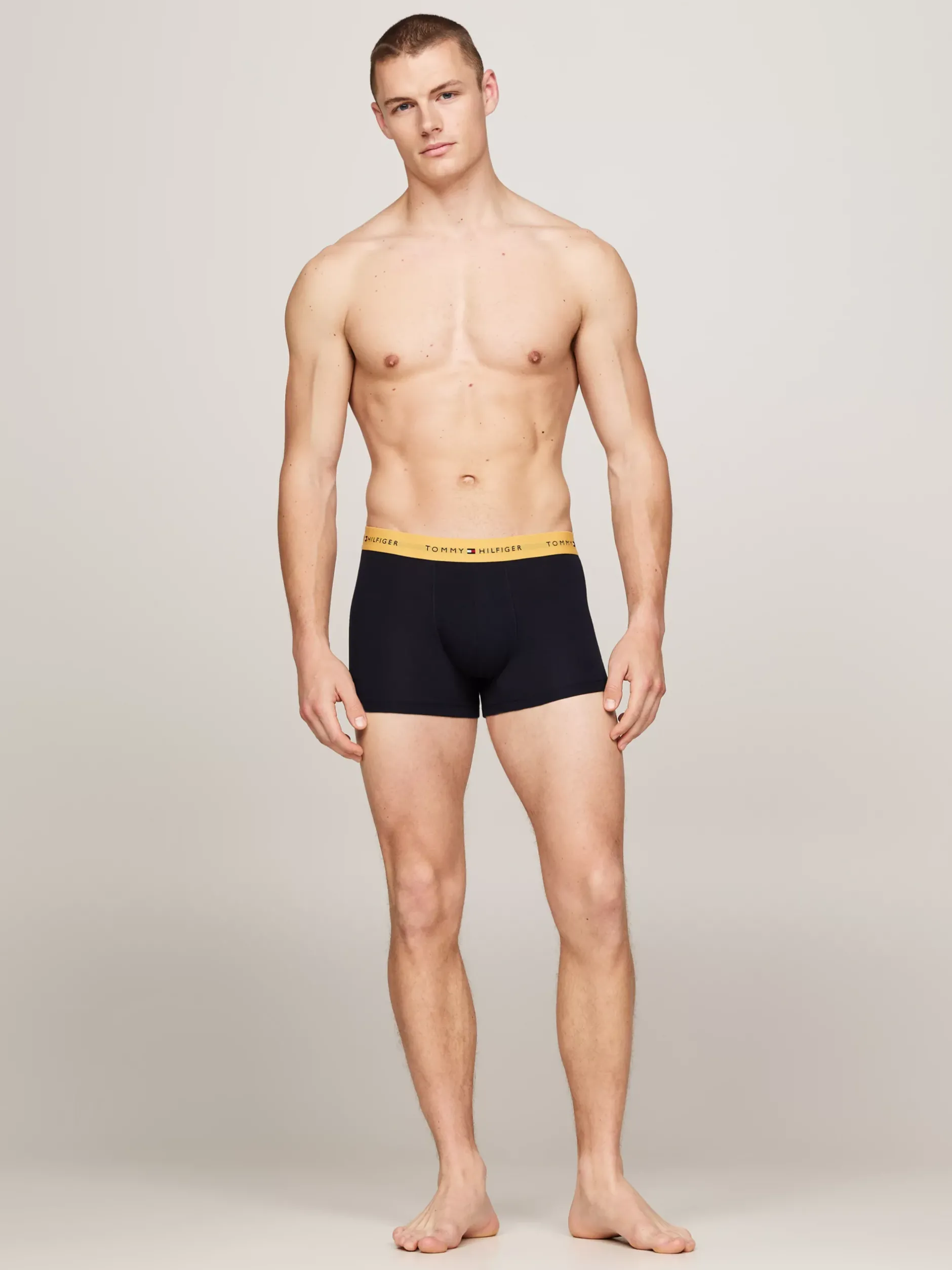 Kąpielówki|Bielizna*Tommy Hilfiger Zestaw 3 Par Obcisłych Bokserek Essential DARK MAGMA/VIB INDIGO/CITY YELLOW
