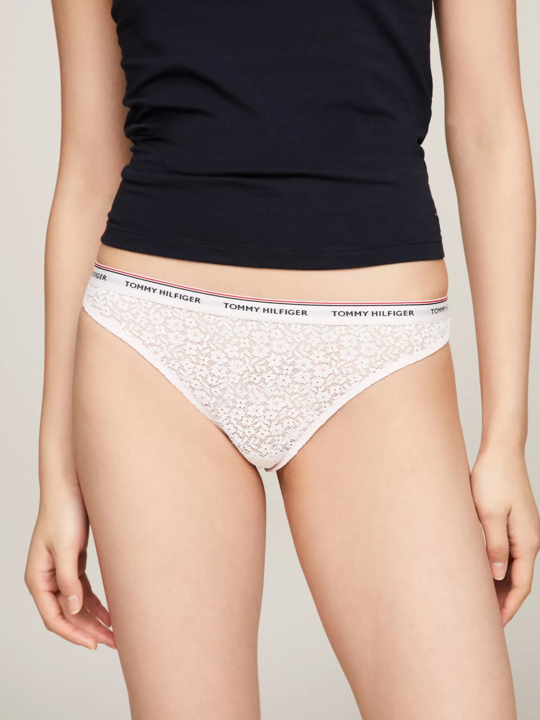 Figi|Bielizna*Tommy Hilfiger Zestaw 3 Par Thongów Premium Essential BLACK/WHITE/LIGHT PINK